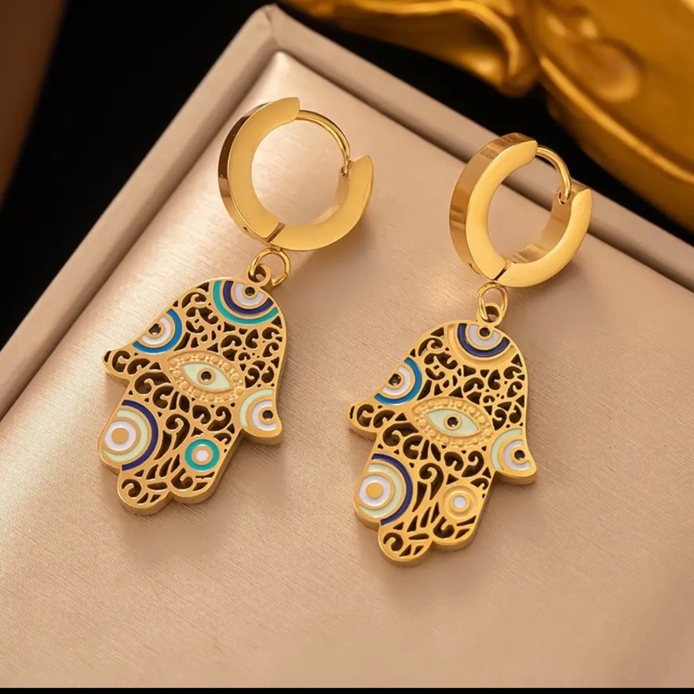 18 k Gold  Hand of Fatima Hamsa Drop Earrings